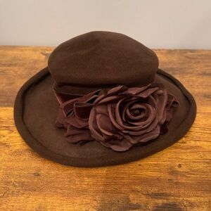 Vintage‎ Ann Vuille 1980s Brown Felt Hat Velvet Band Large Rosette Flower